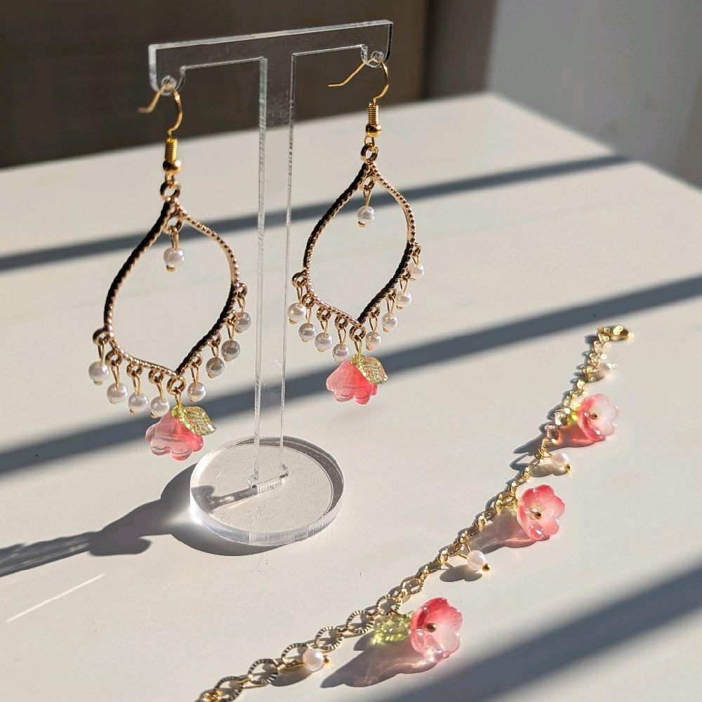 White Pearl Red Flower Gold Earrings and Bracelet Set