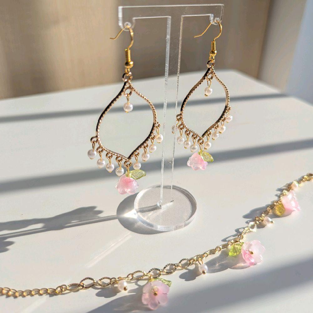 White Pearl Pink Flower Gold Earrings and Bracelet Set