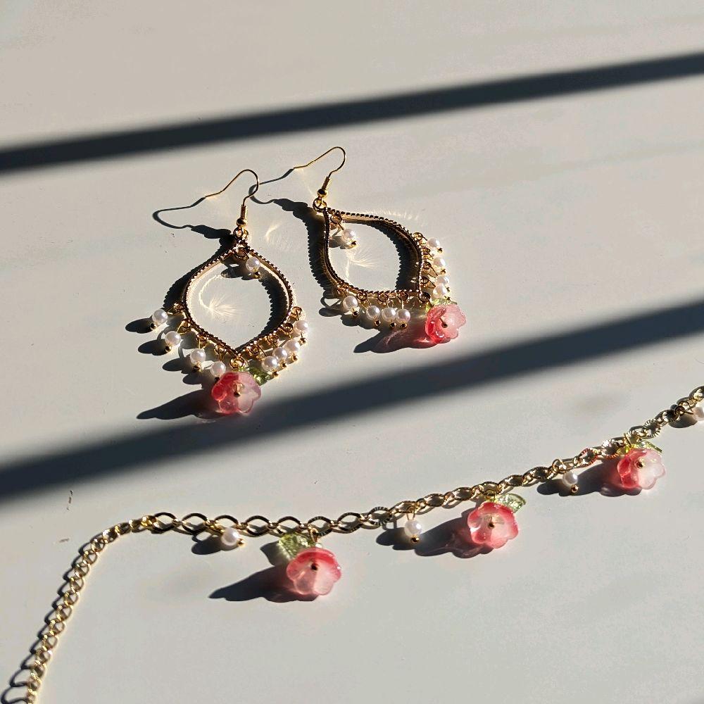 White Pearl Red Flower Gold Earrings and Bracelet Set
