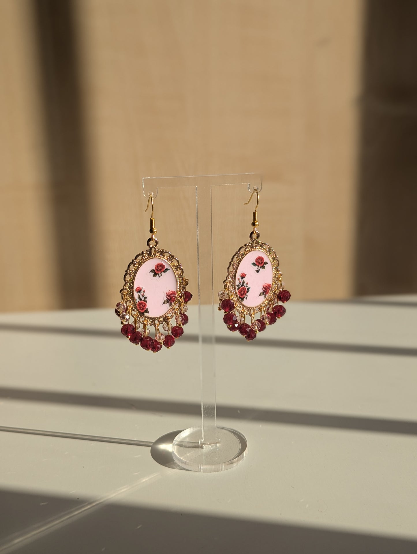 Red Roses Pink Earrings in Gold