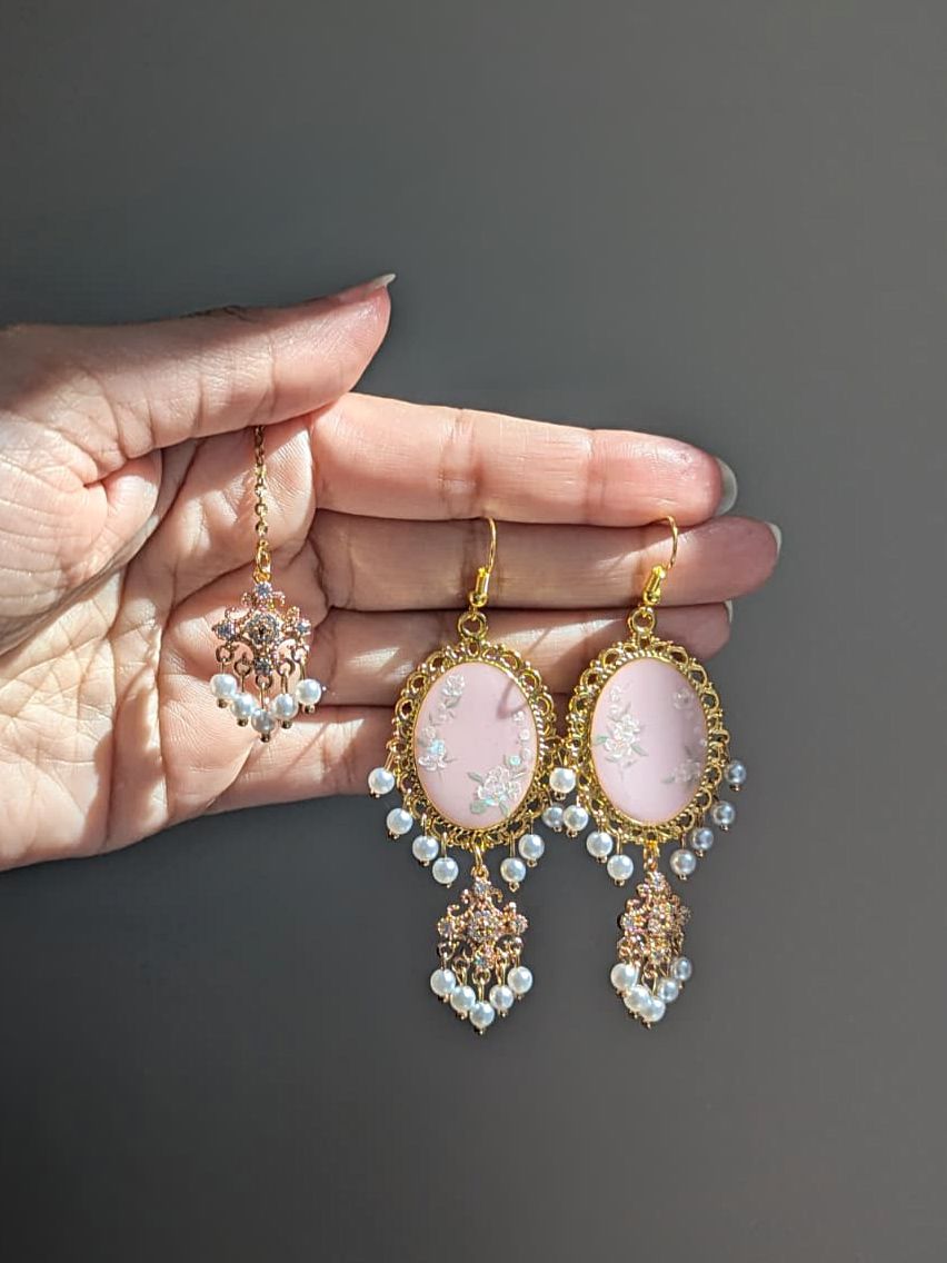 Pink Dainty Drop Earring and Tikka Set