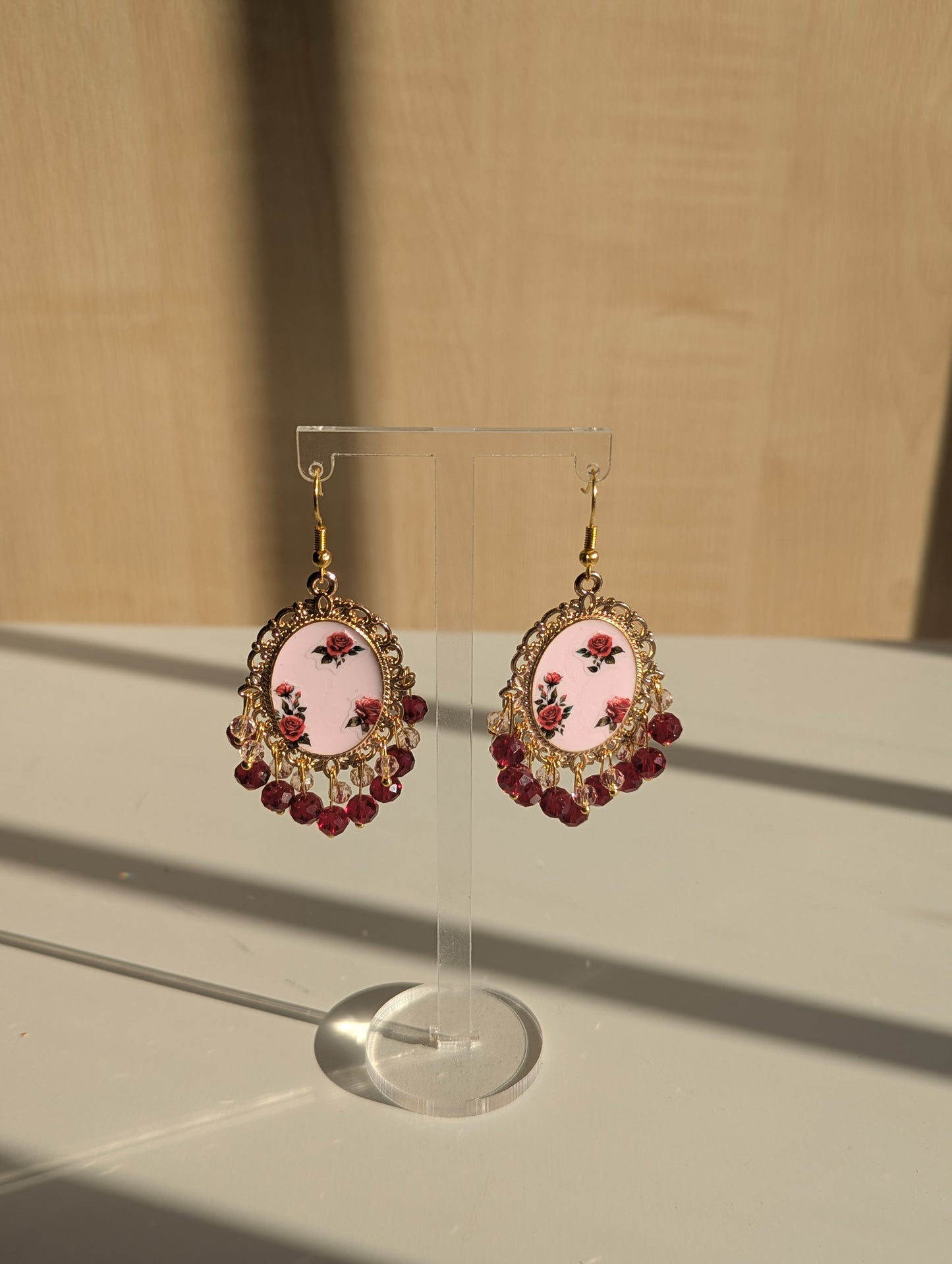 Red Roses Pink Earrings in Gold