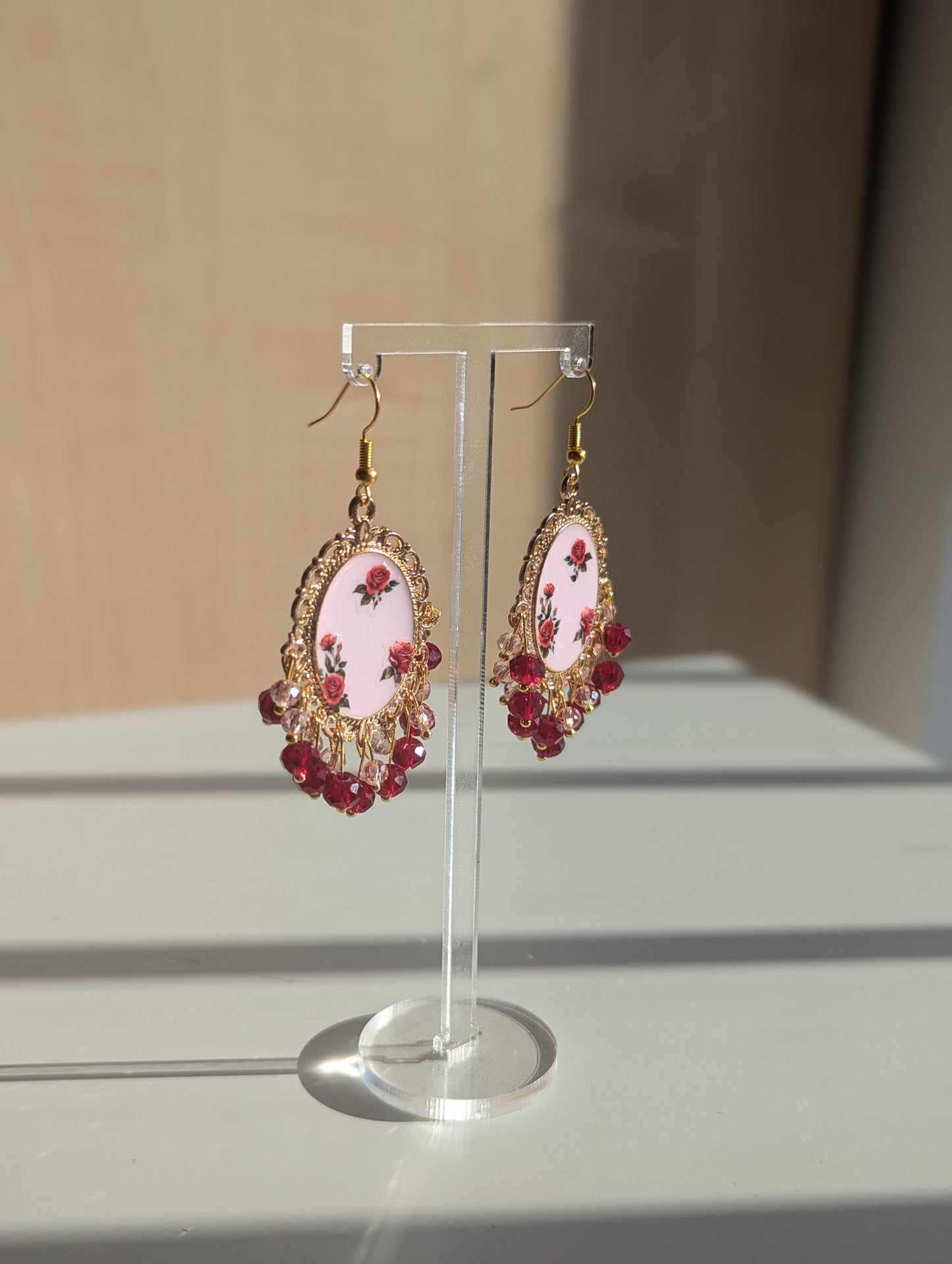 Red Roses Pink Earrings in Gold